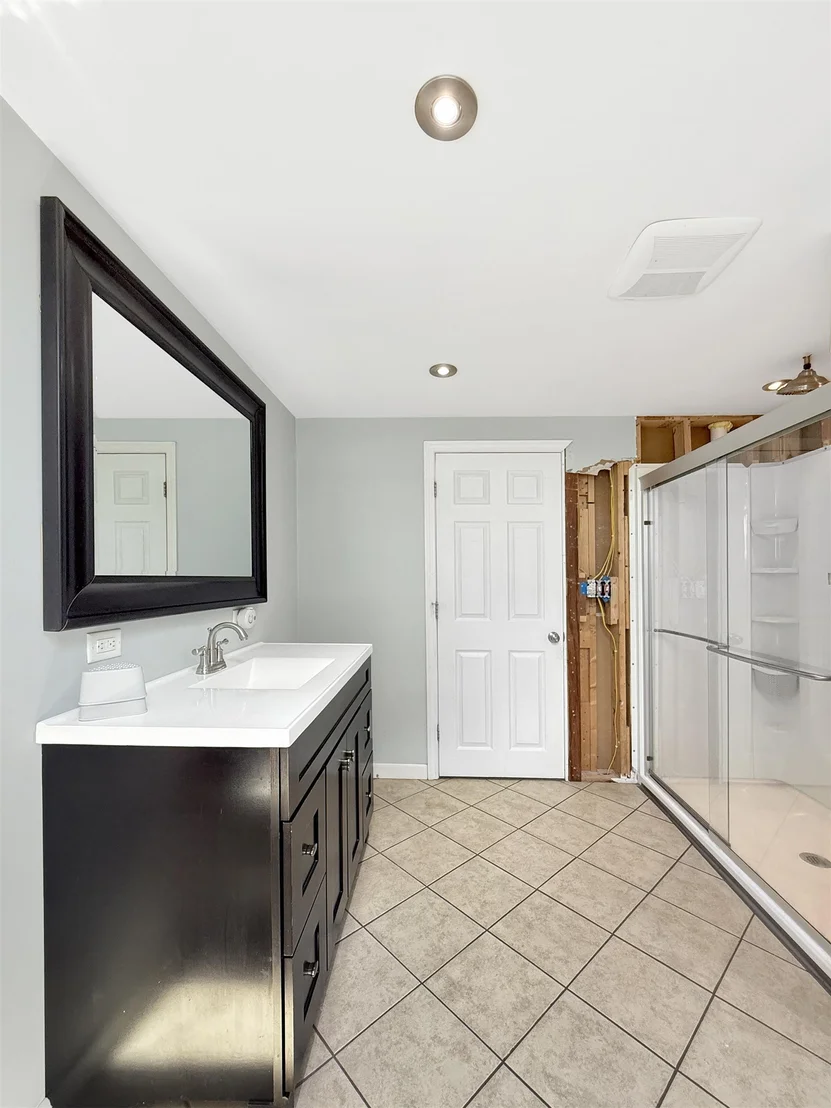 Photo of 465 Hillside