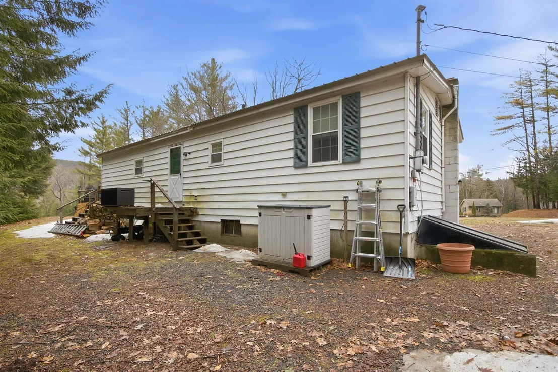 Photo of 144 Halls Brook