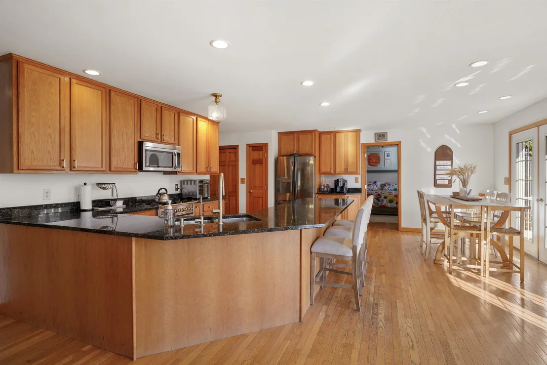 Photo of 110 Red Gate