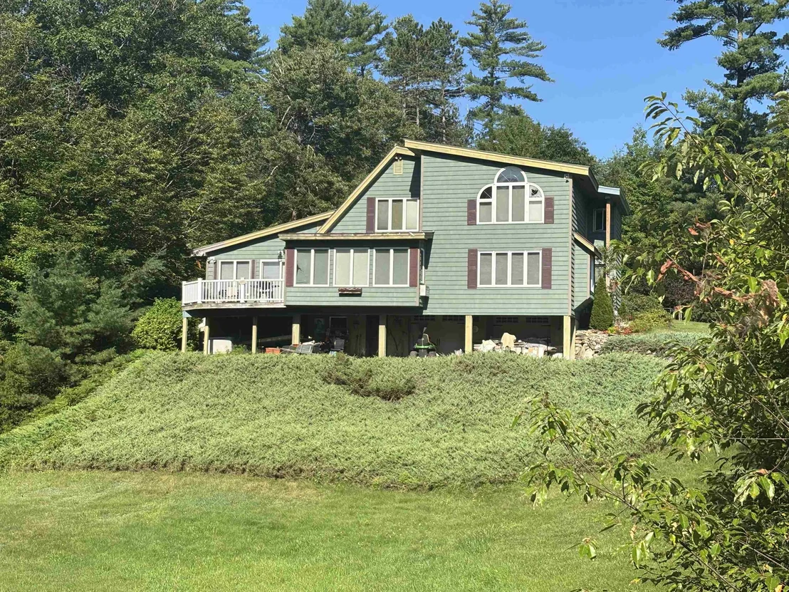 Photo of 339 Burnham