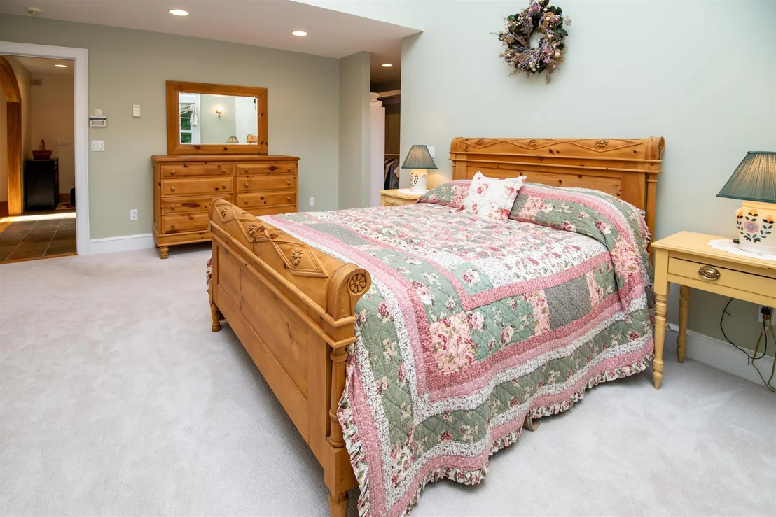 Photo of 182 Farm Ridge