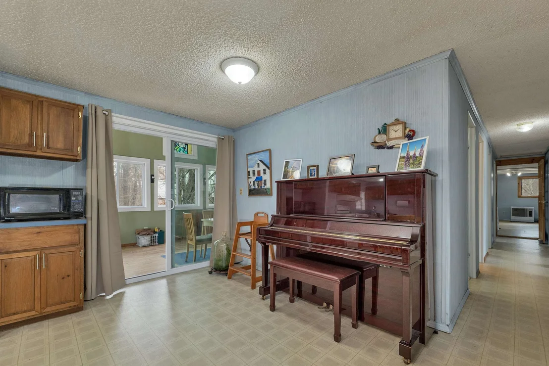 Photo of 9 Hemlock