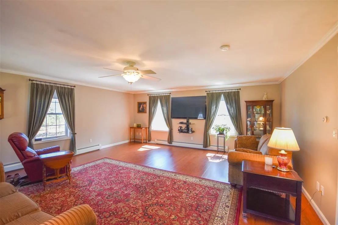 Photo of 56 Grandview