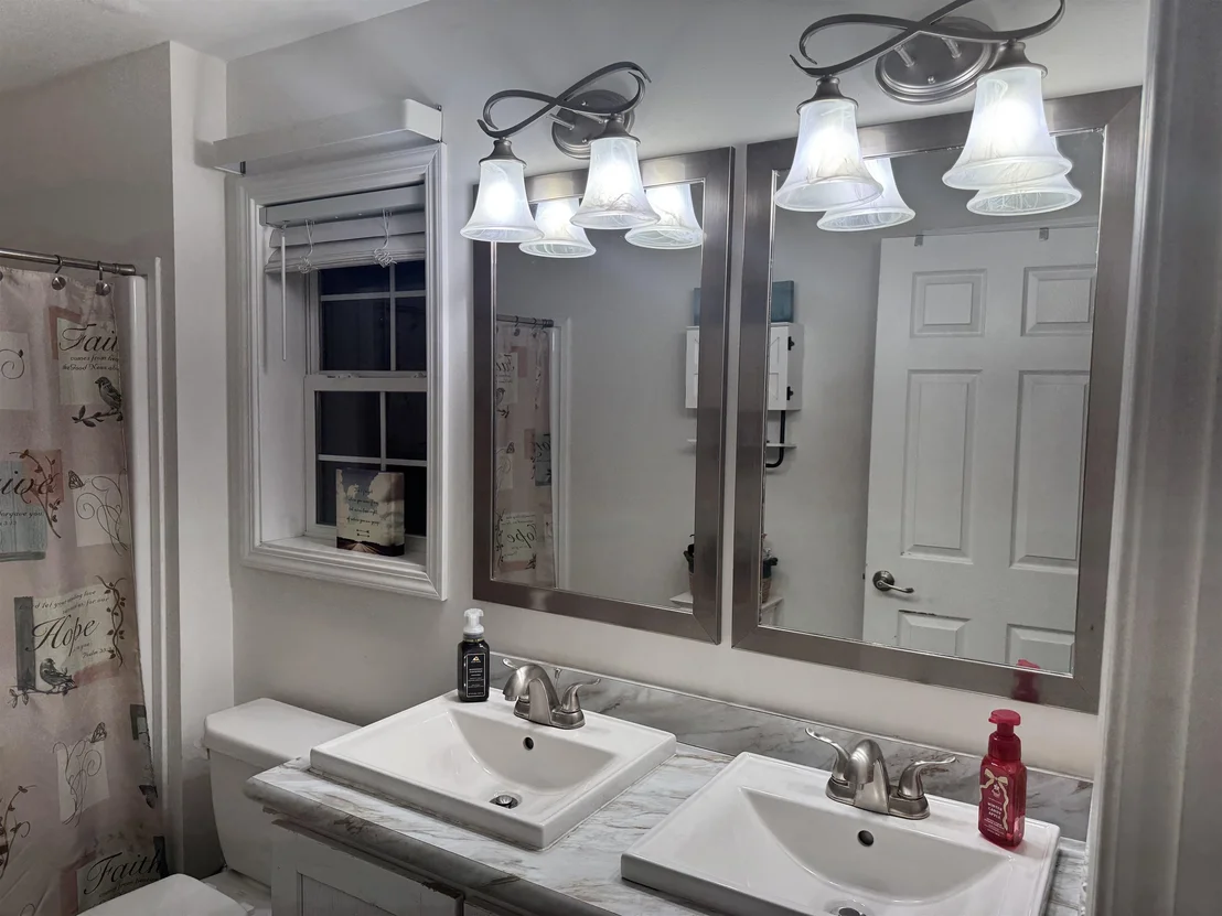 Photo of 4 Manorcrest