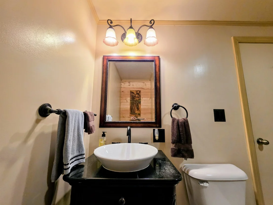 Photo of 255 Gray