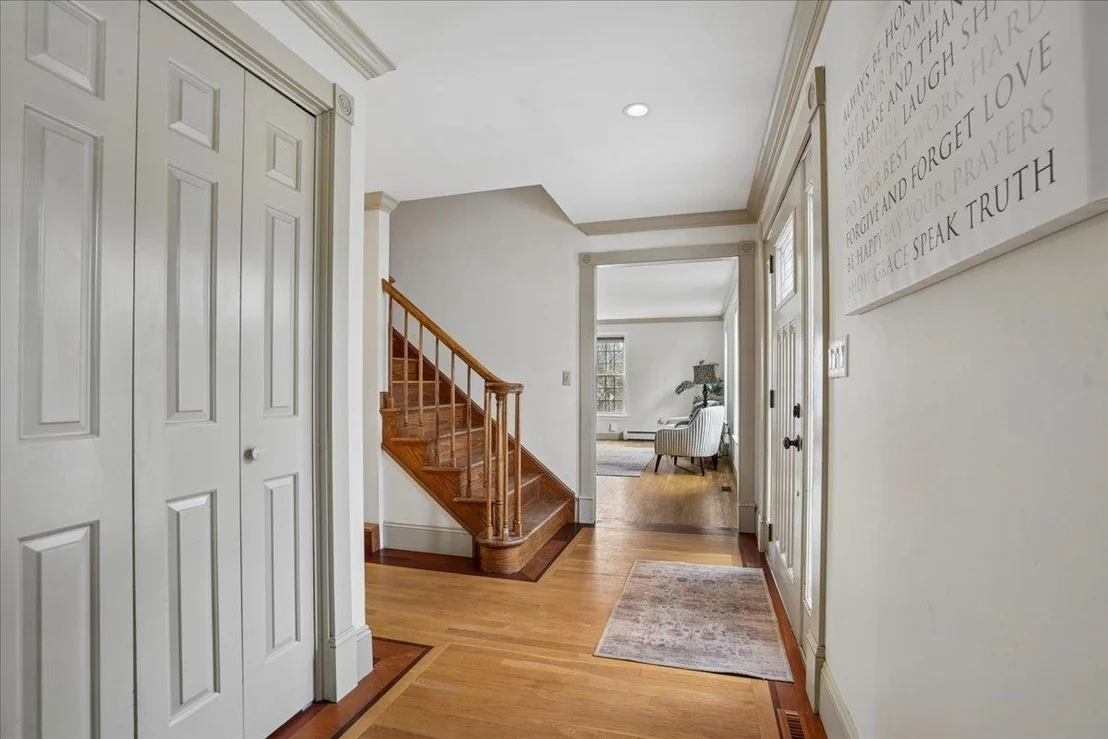 Photo of 50 Hearthside