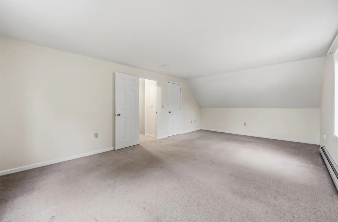 Photo of 27 Clinton