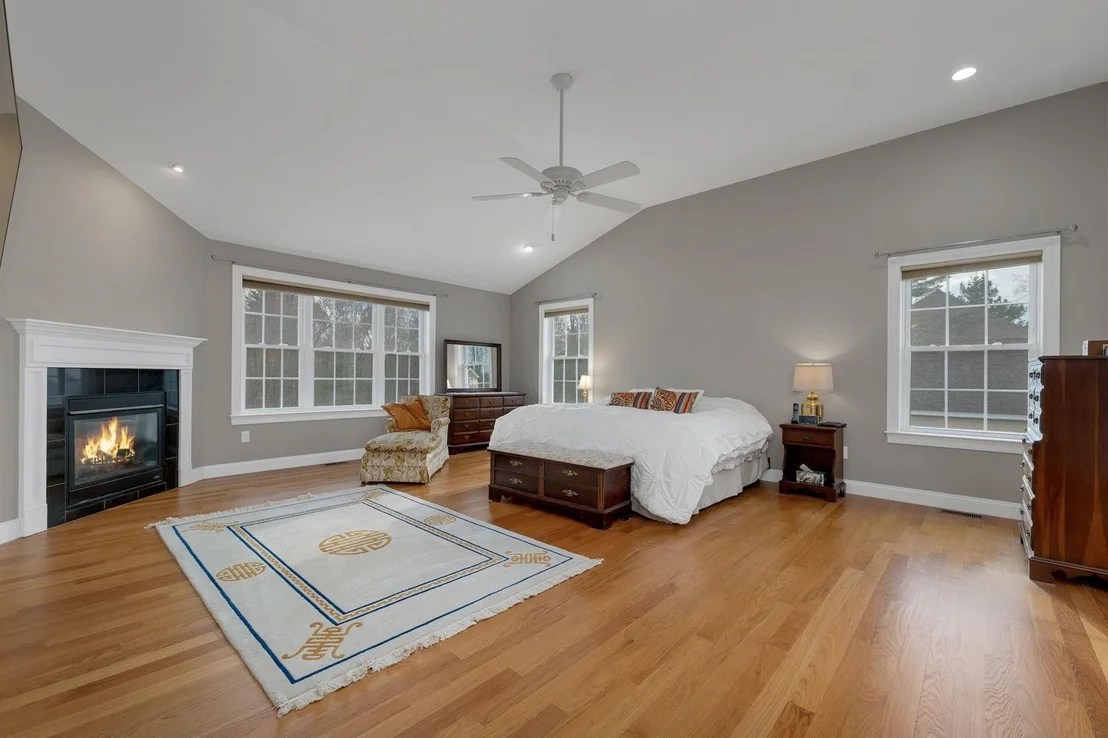 Photo of 26 Lamplighter