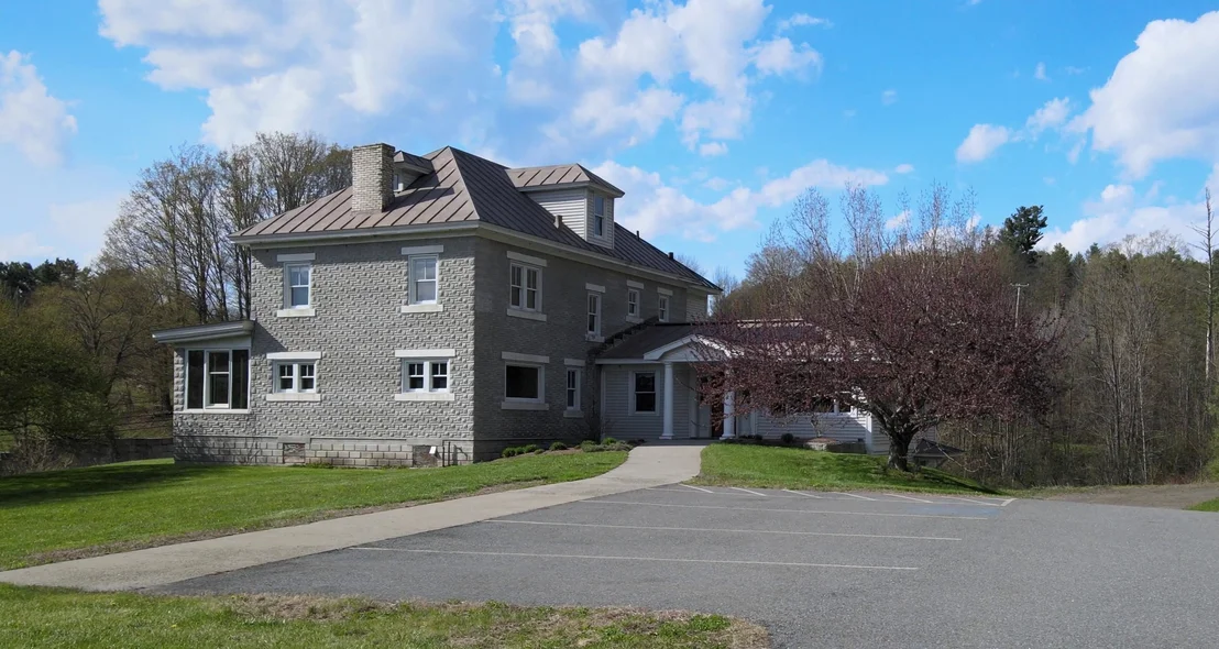 Photo of 33 Sunset Hill