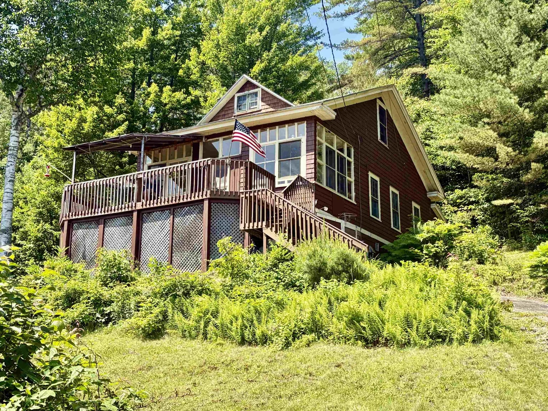 Photo of 263 Cedar Pond