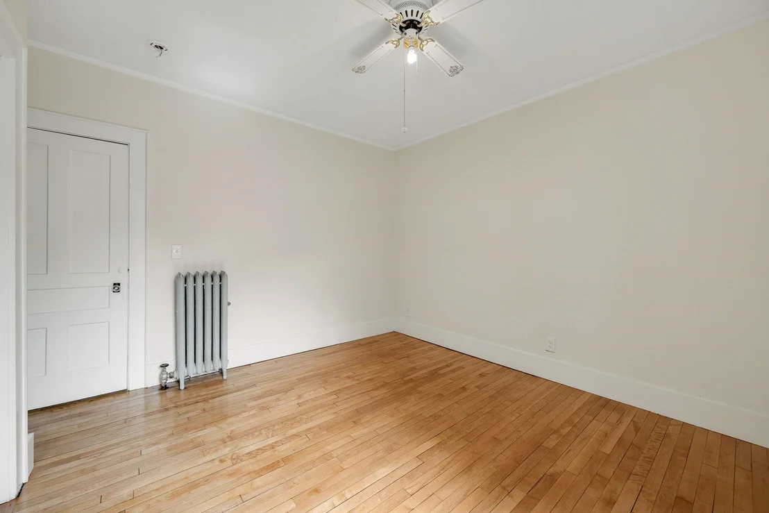 Photo of 22 Eastern