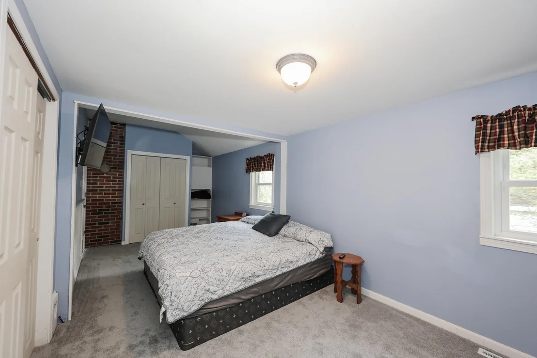 Photo of 9 Riverside