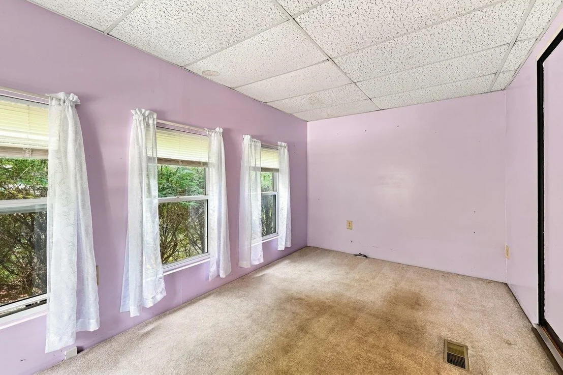 Photo of 4 Vindale