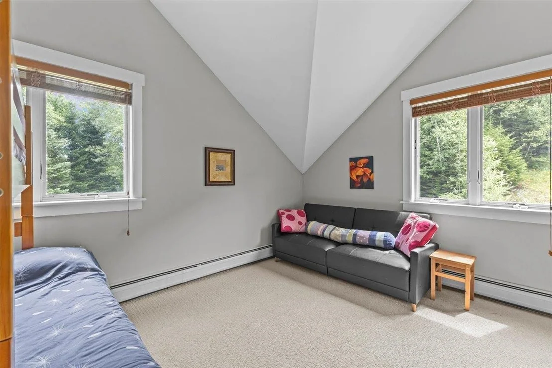 Photo of 340 Worcester Ridge