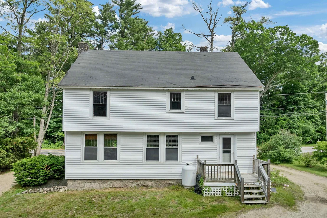 Photo of 652 West Side