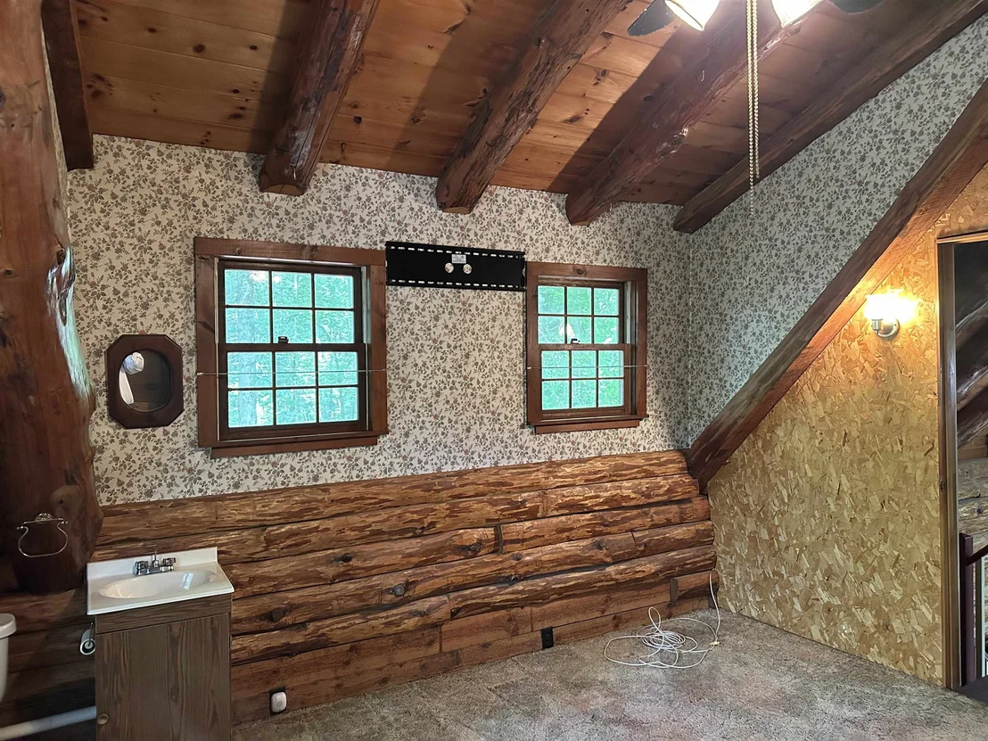 Photo of 220 Monadnock