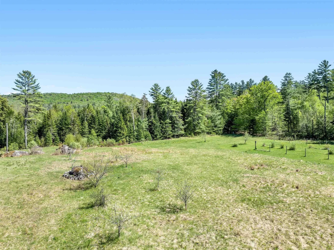 Photo of 87 Bailey Pond