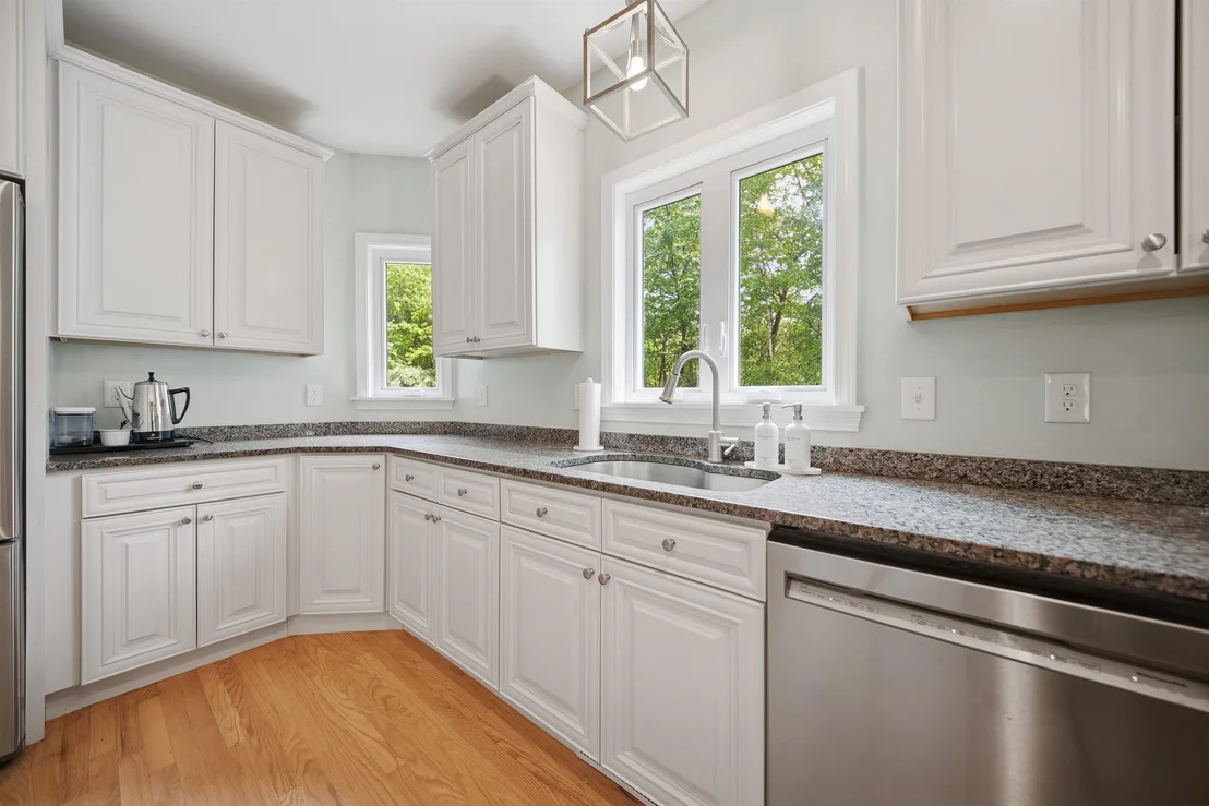 Photo of 7 Stony Point