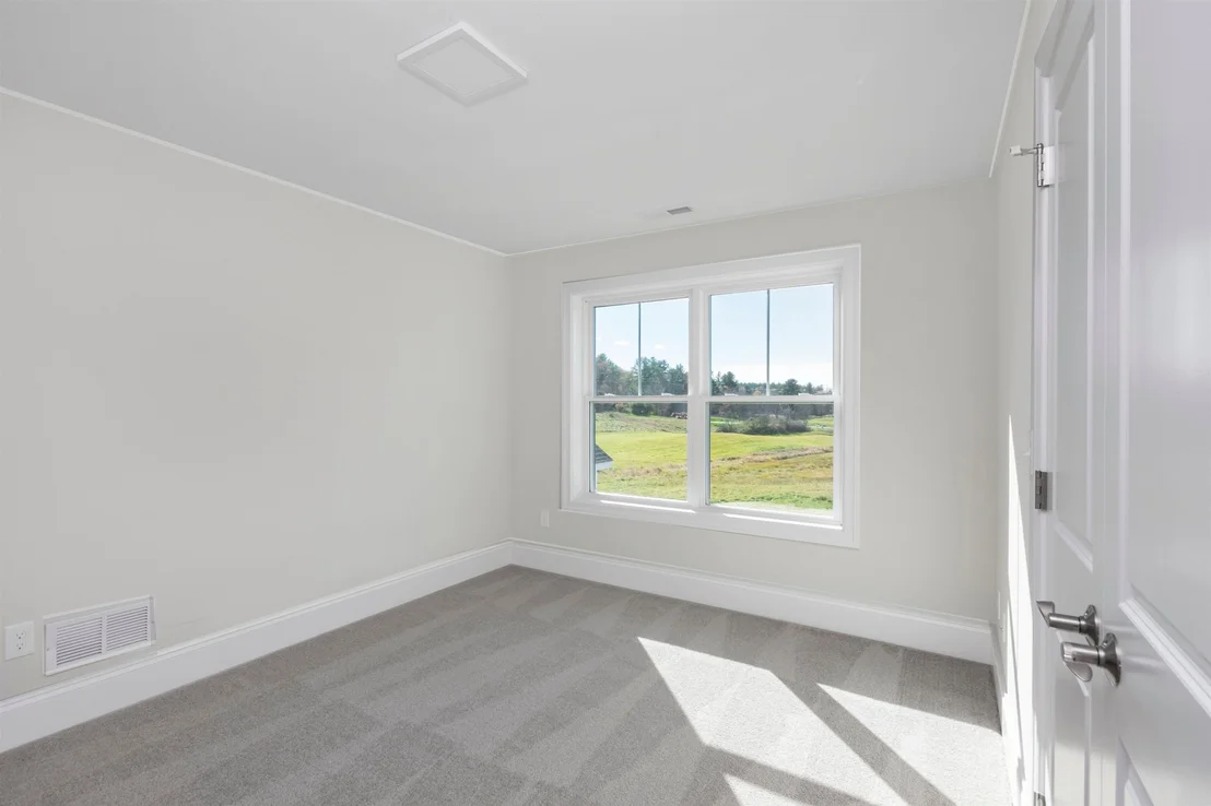 Photo of 8 Acadia