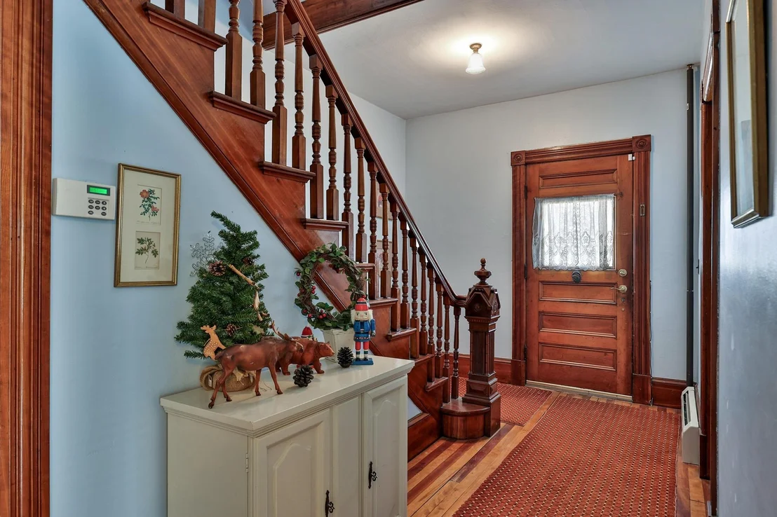 Photo of 49 Pleasant
