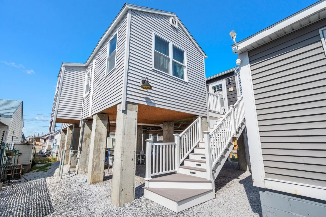 Photo of 16 Riverview