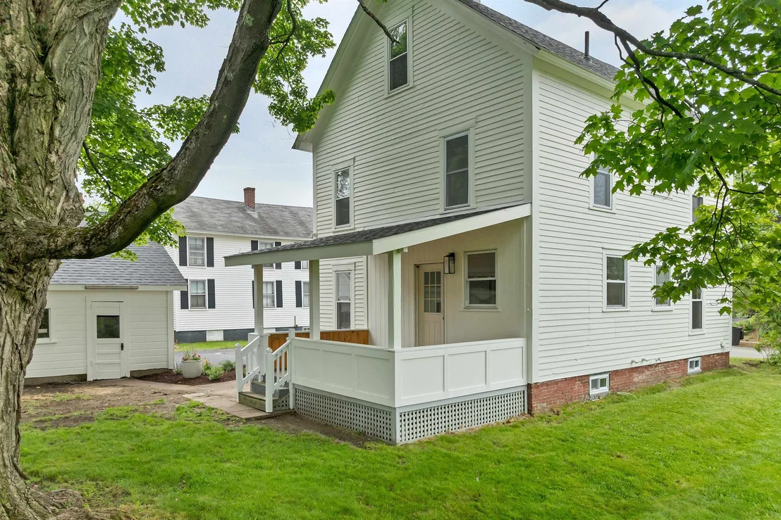 Photo of 33 Spruce