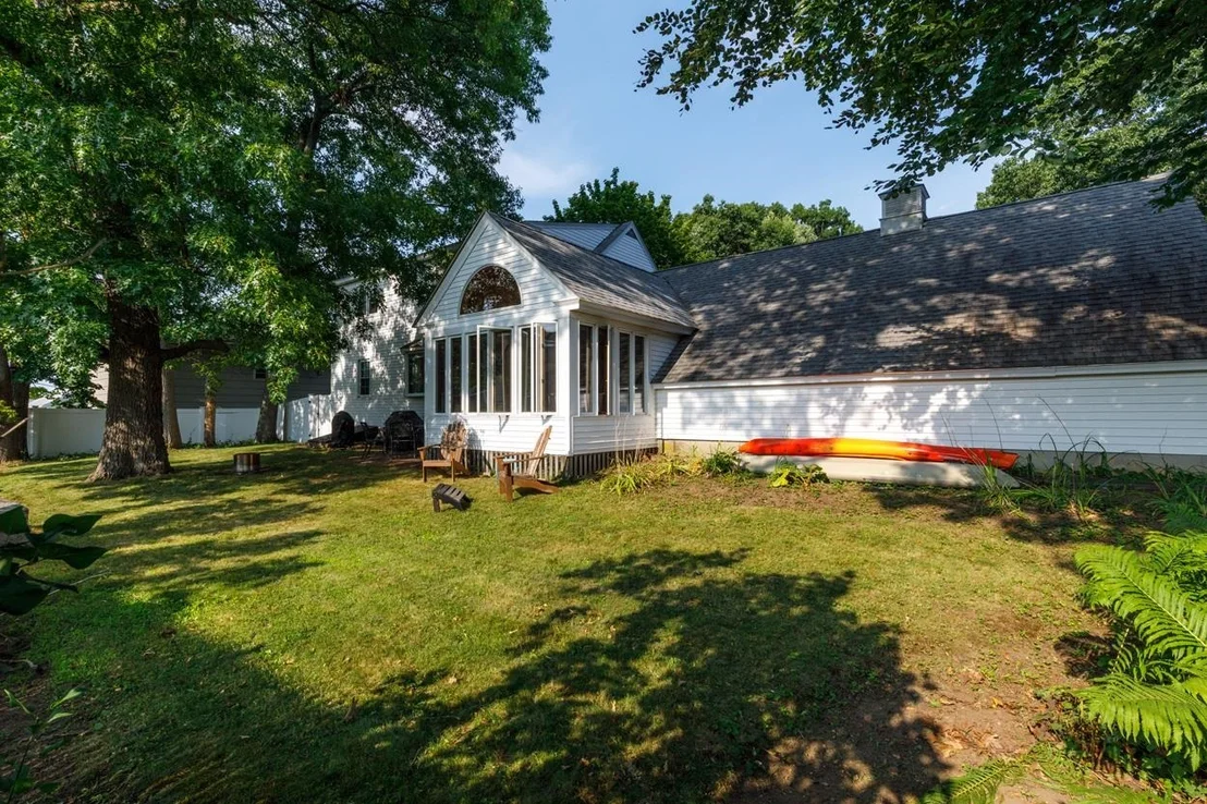 Photo of 234 W Haven