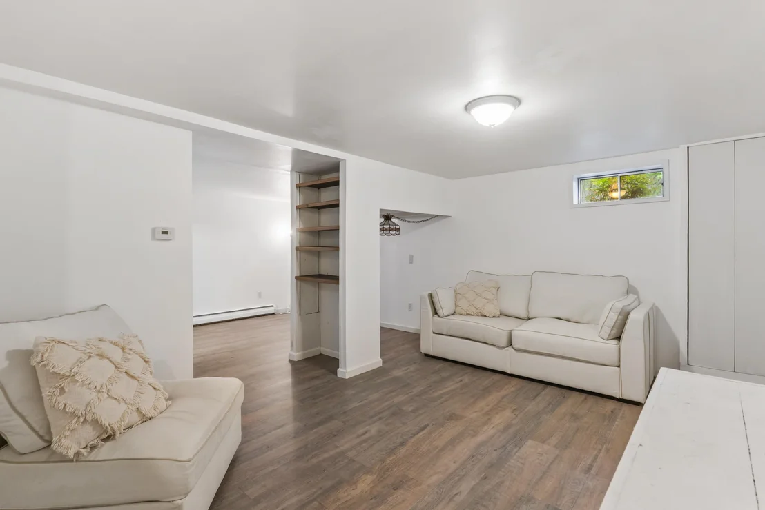 Photo of 35 Buttonwood
