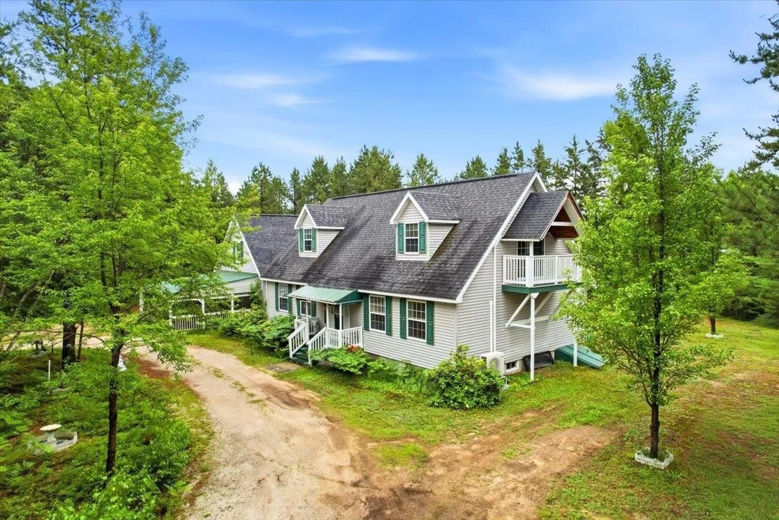 Photo of 548 Silver Pine