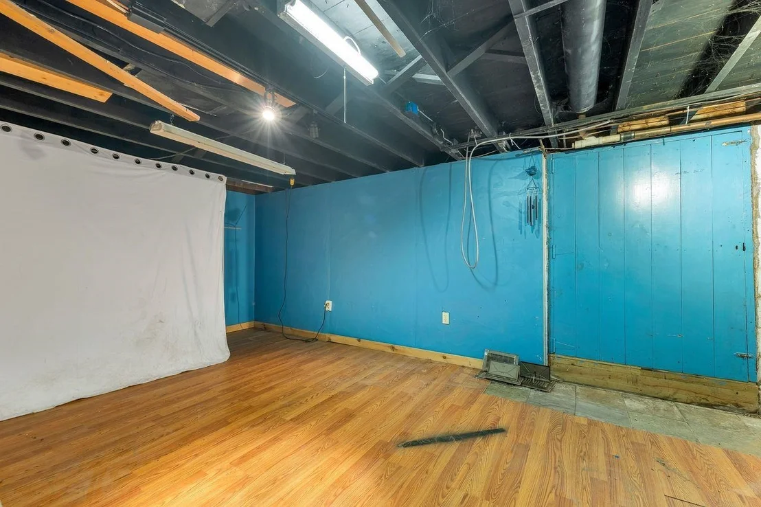 Photo of 33 Cushing