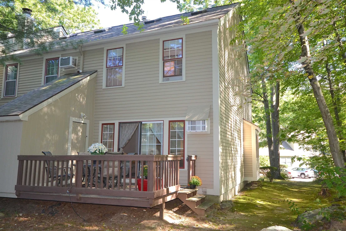 Photo of Unit 178 at 1465 Hooksett