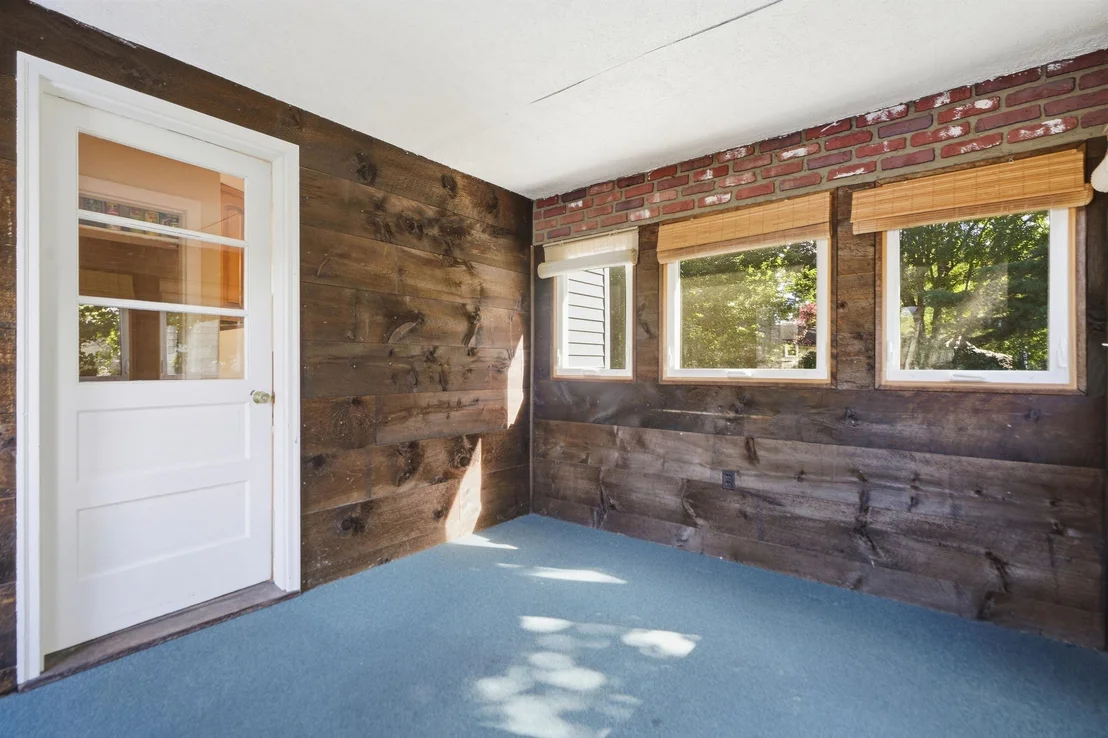 Photo of 32 Henderson