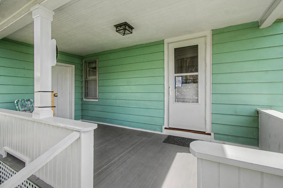 Photo of 64 Pine