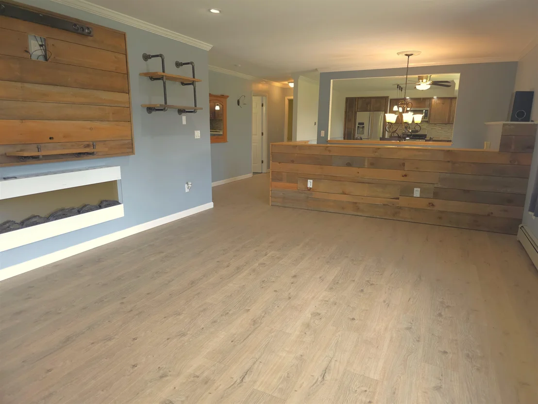 Photo of 6 Meadowcrest