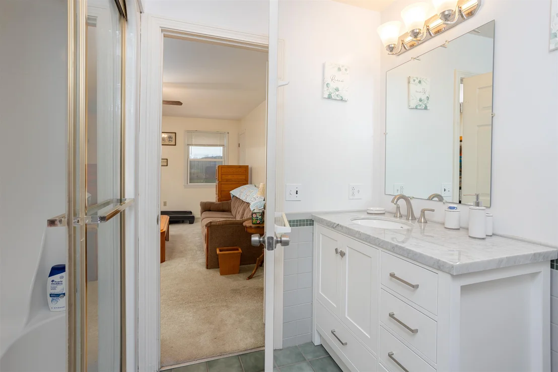 Photo of 266 Isham