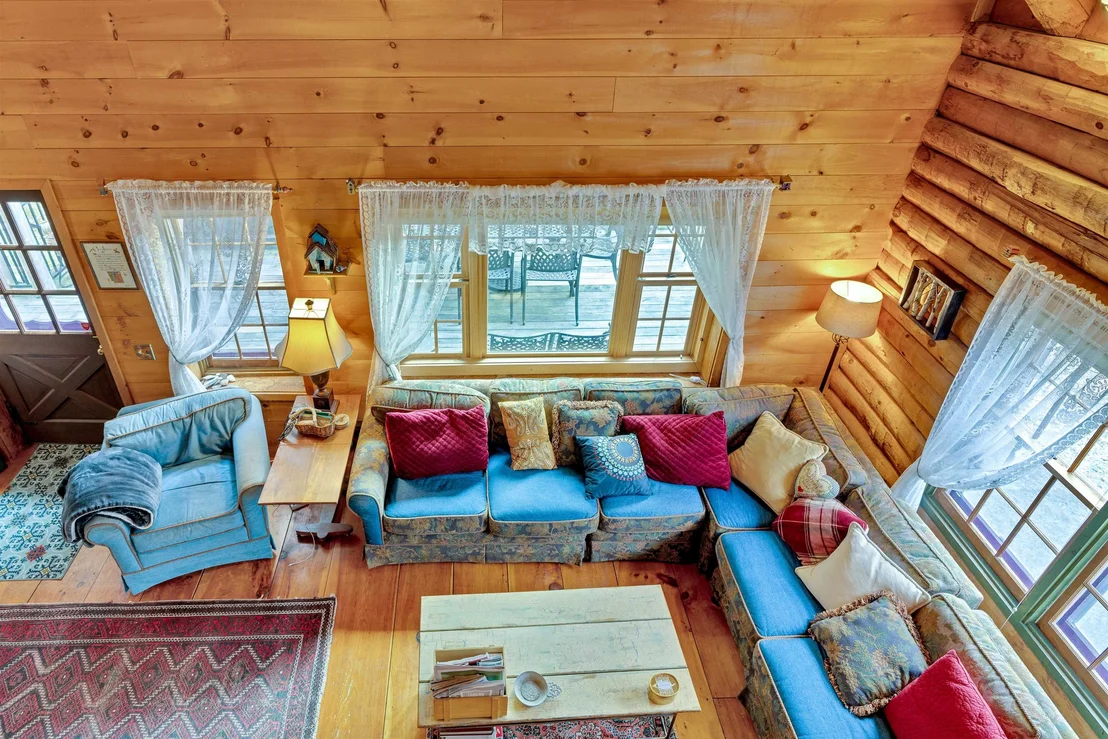 Photo of 211 Wood