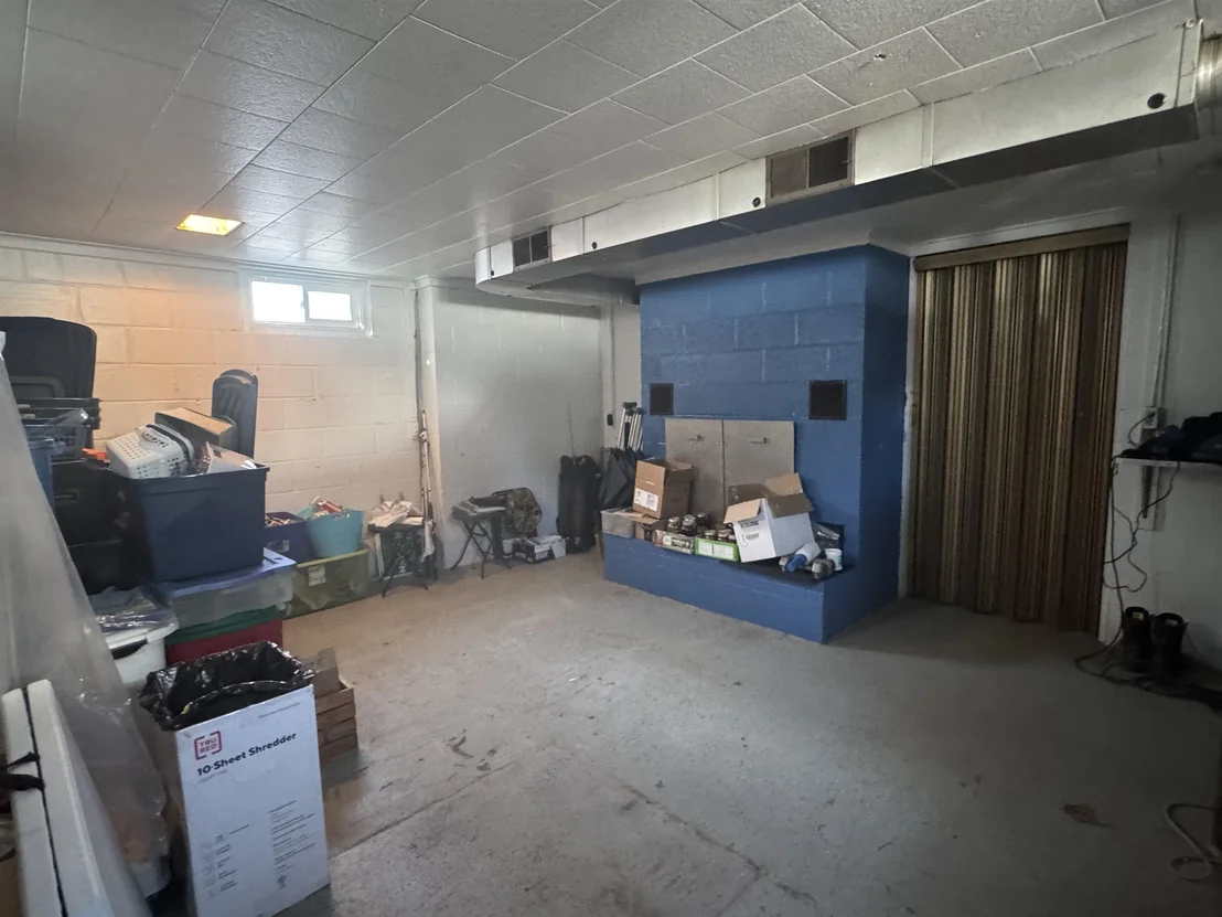 Photo of 137 Wall