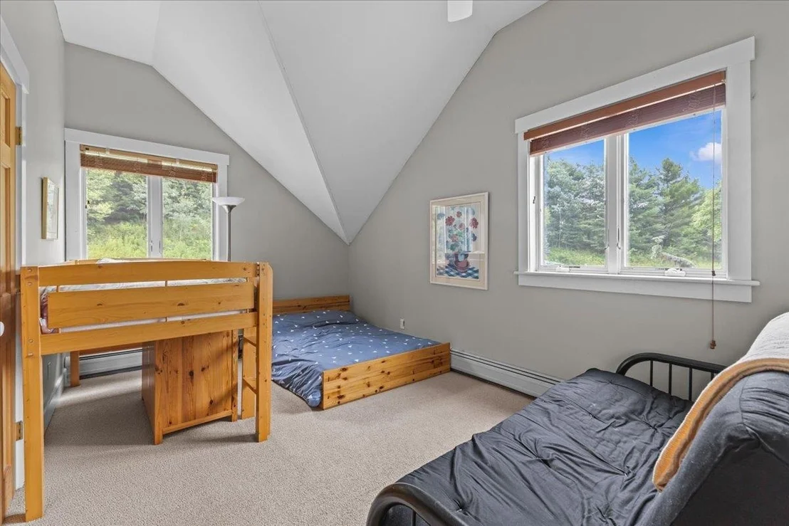 Photo of 340 Worcester Ridge