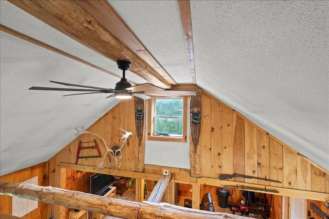 Photo of 3058 Perley