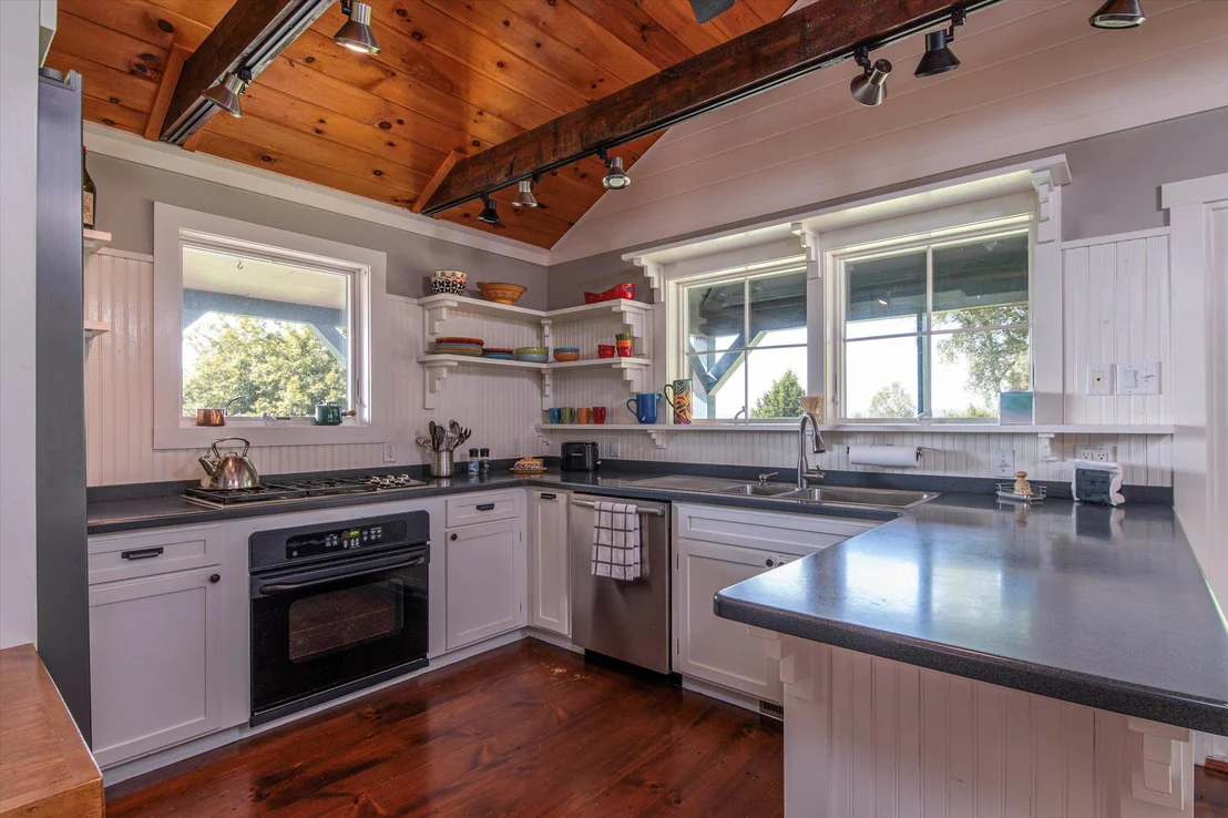 Photo of 365 Timson Hill