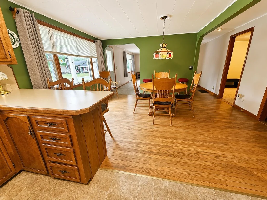 Photo of 41 Gilbert