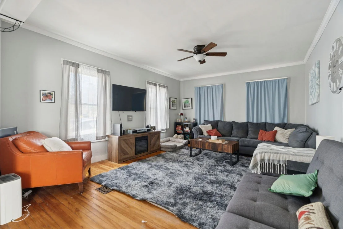 Photo of 74 Union