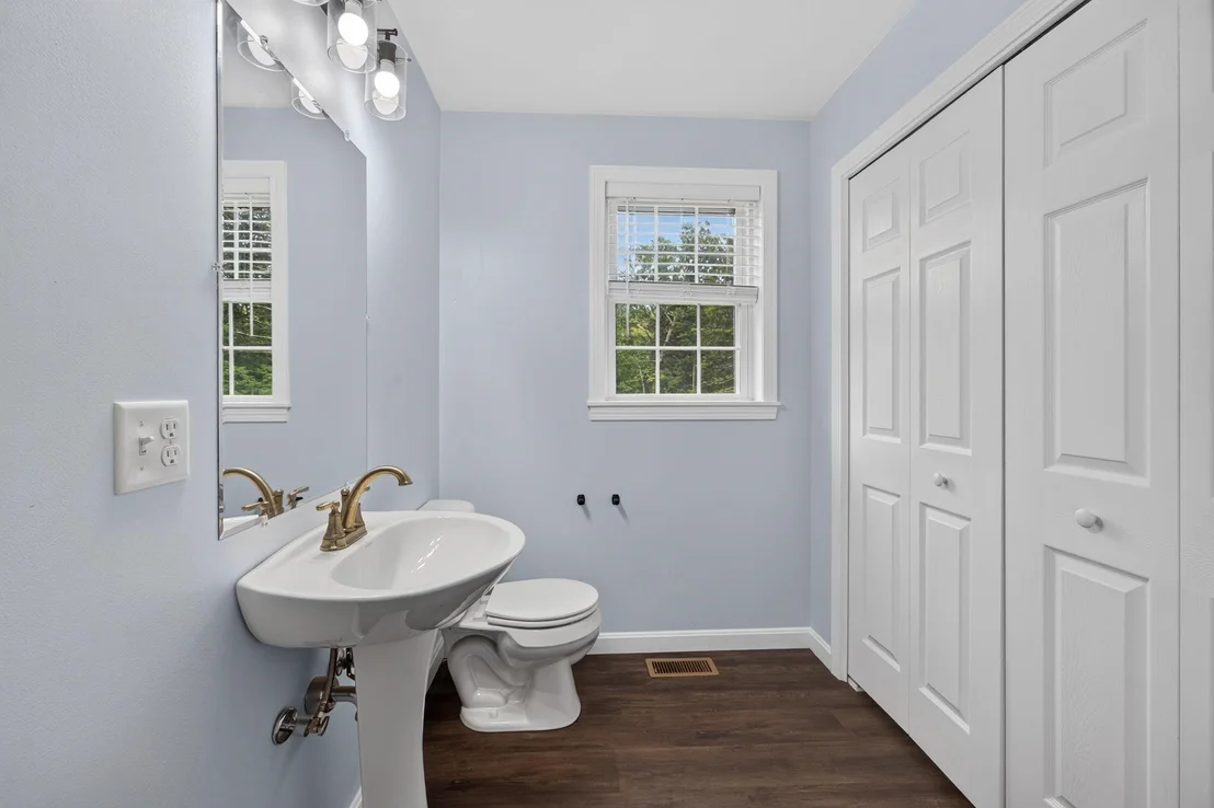 Photo of 992 Beauty Hill