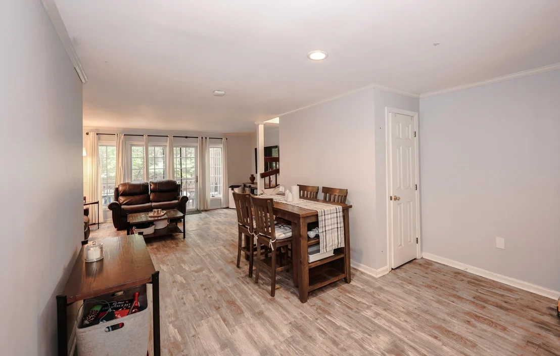 Photo of Unit 117 at 1465 Hooksett