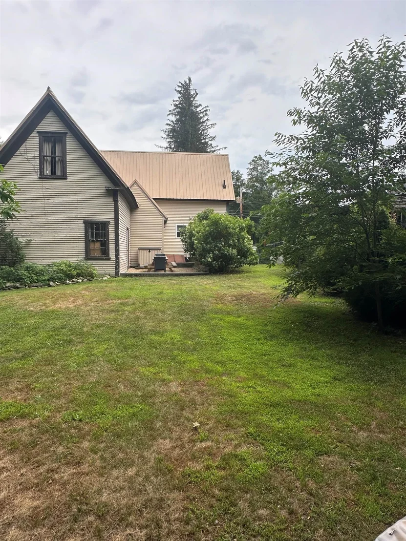 Photo of 8 Main