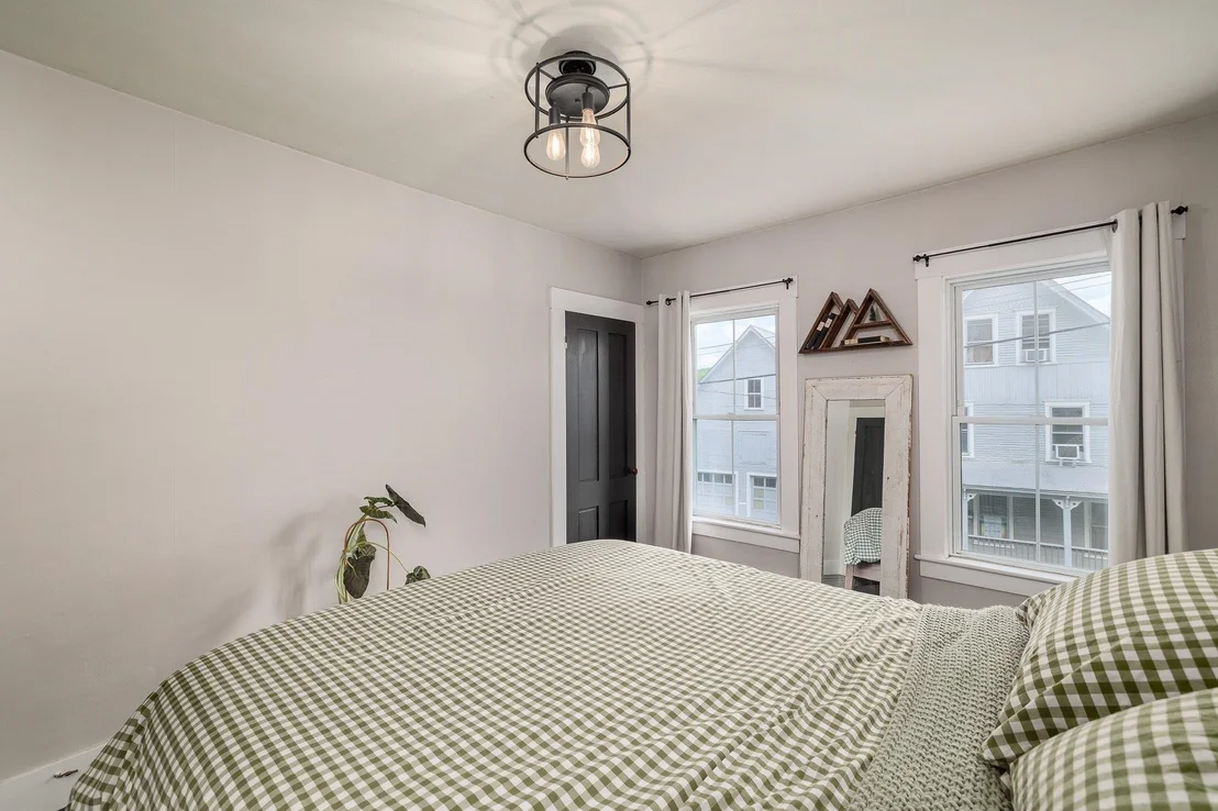 Photo of 6 Weston
