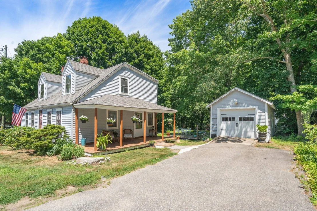 Photo of 167 Clark