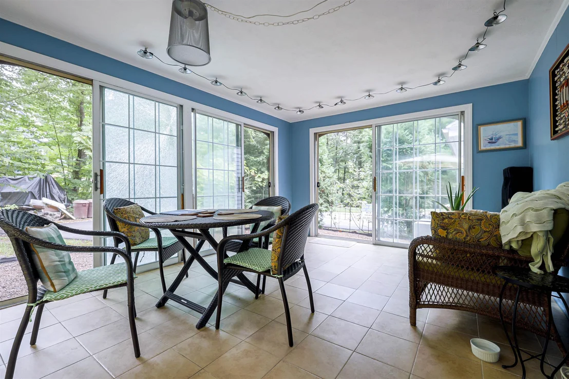 Photo of 20 Buttonwood