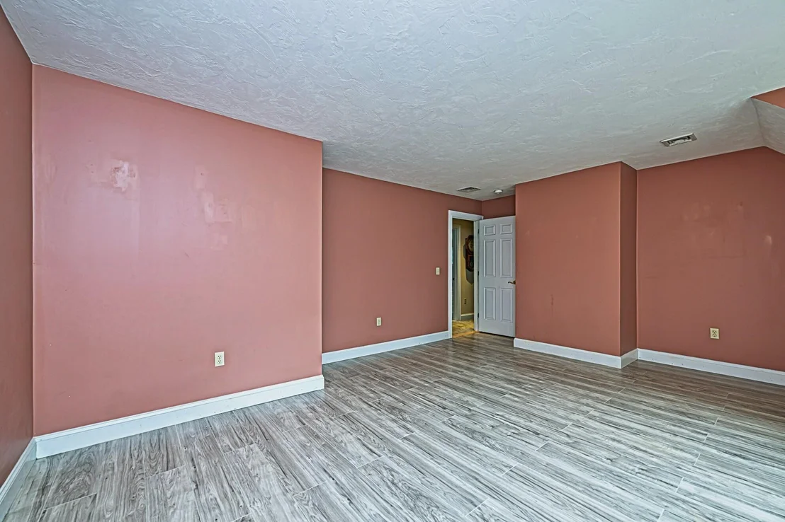 Photo of 72 Tenney