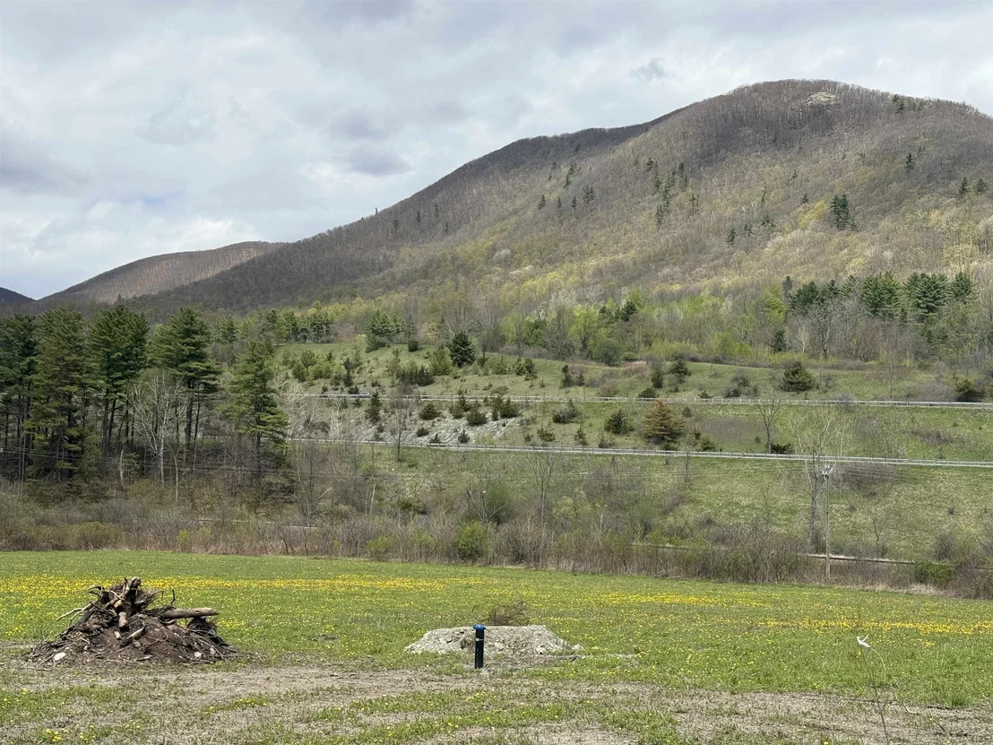 Photo of 00 Castleton